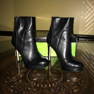 Sam Edelman Alyssa booties